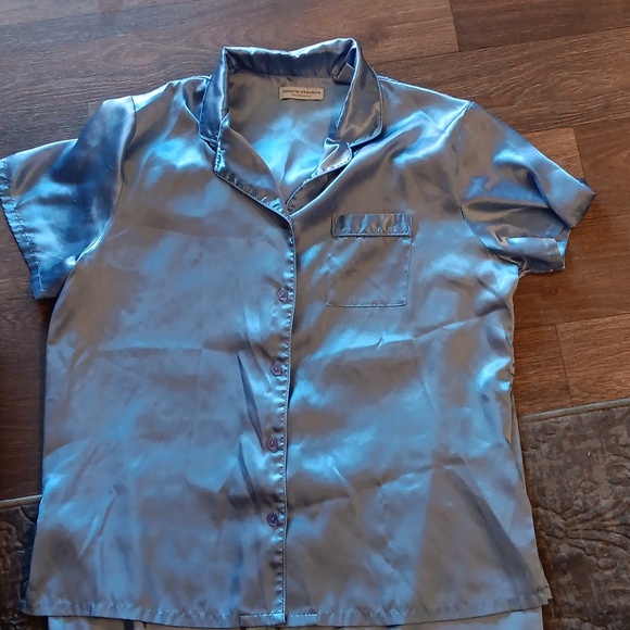 Valerie Stevens íntimates pajama set in good condition 100% polyester - Picture 3 of 6